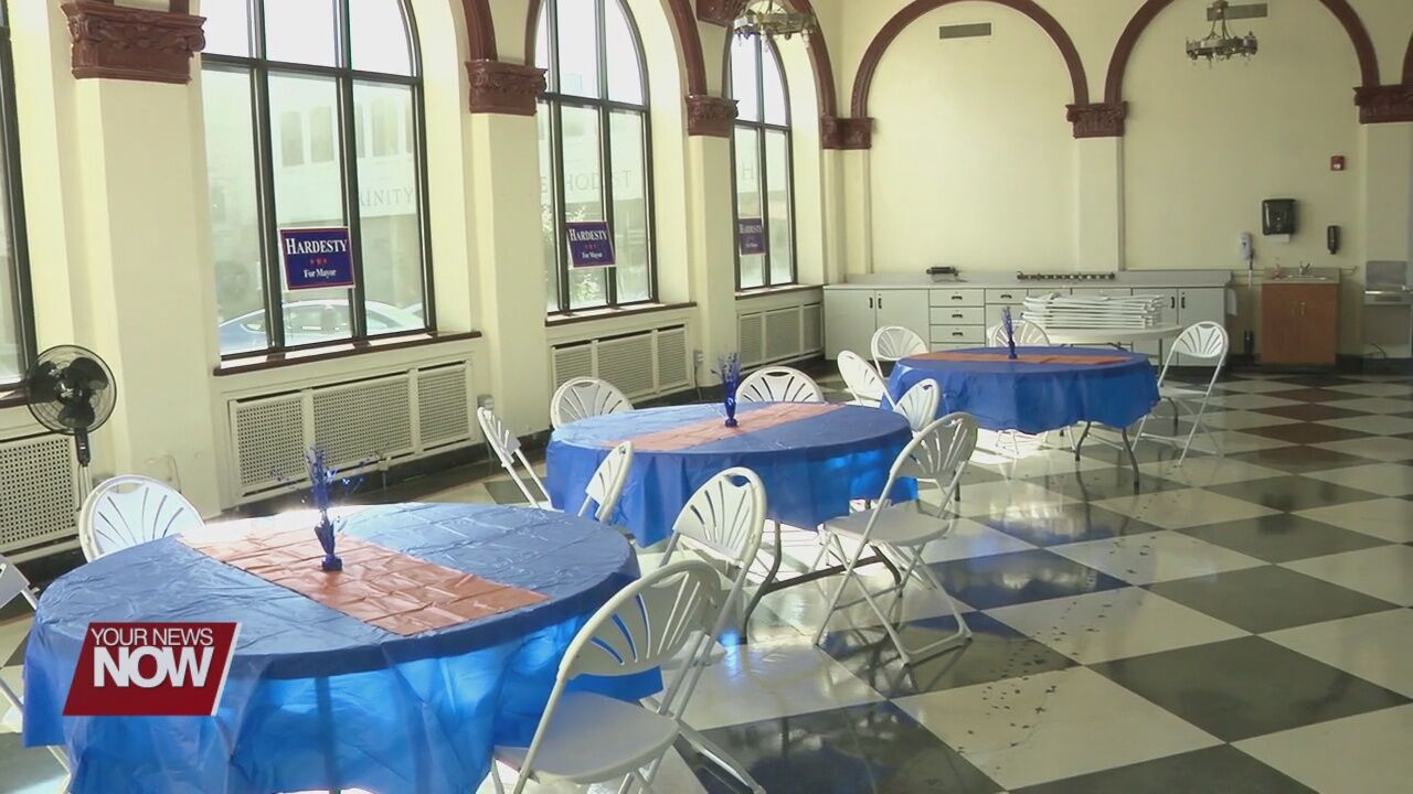 Elizabeth Hardesty opens her campaign headquarters